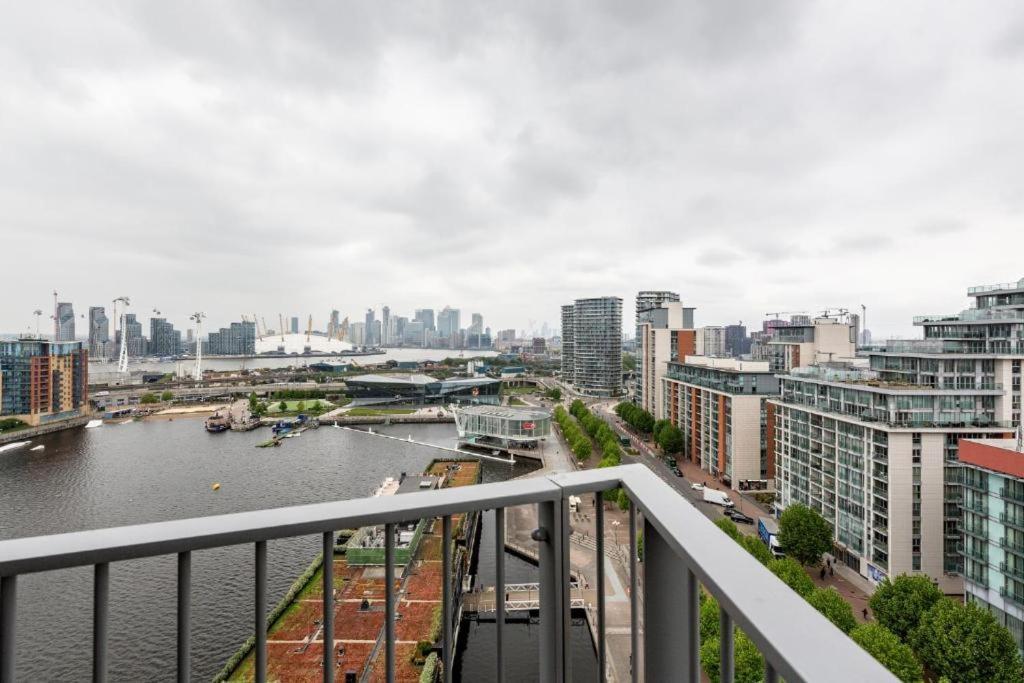 Excel Dock Apartments Λονδίνο Εξωτερικό φωτογραφία